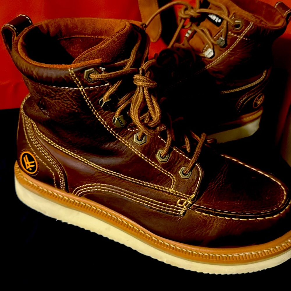 Leather moc toe plain toe boots 6 inch hawx size 10